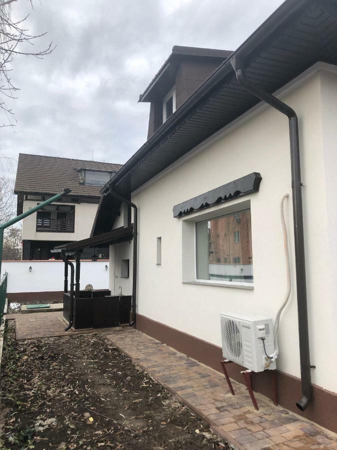 Iarca Cottage Бухарест Экстерьер фото